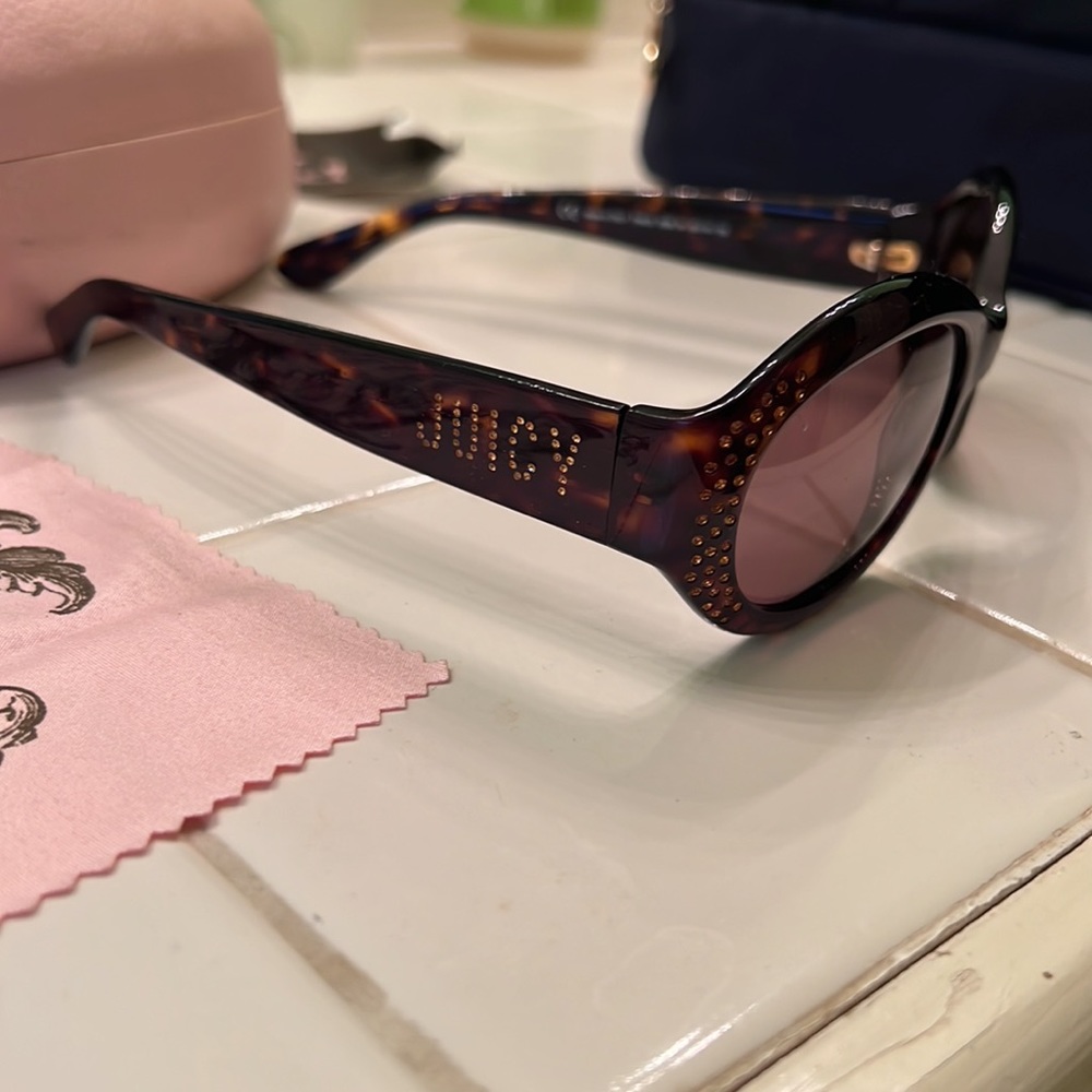 Shades of Couture sunglasses - Picture 5 of 6